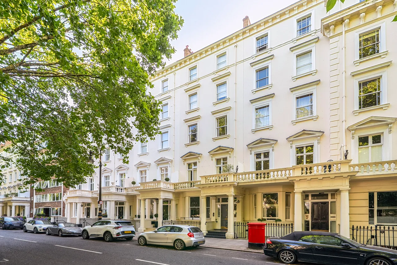 Flat 2, 64 St Georges Square, London, photo 11