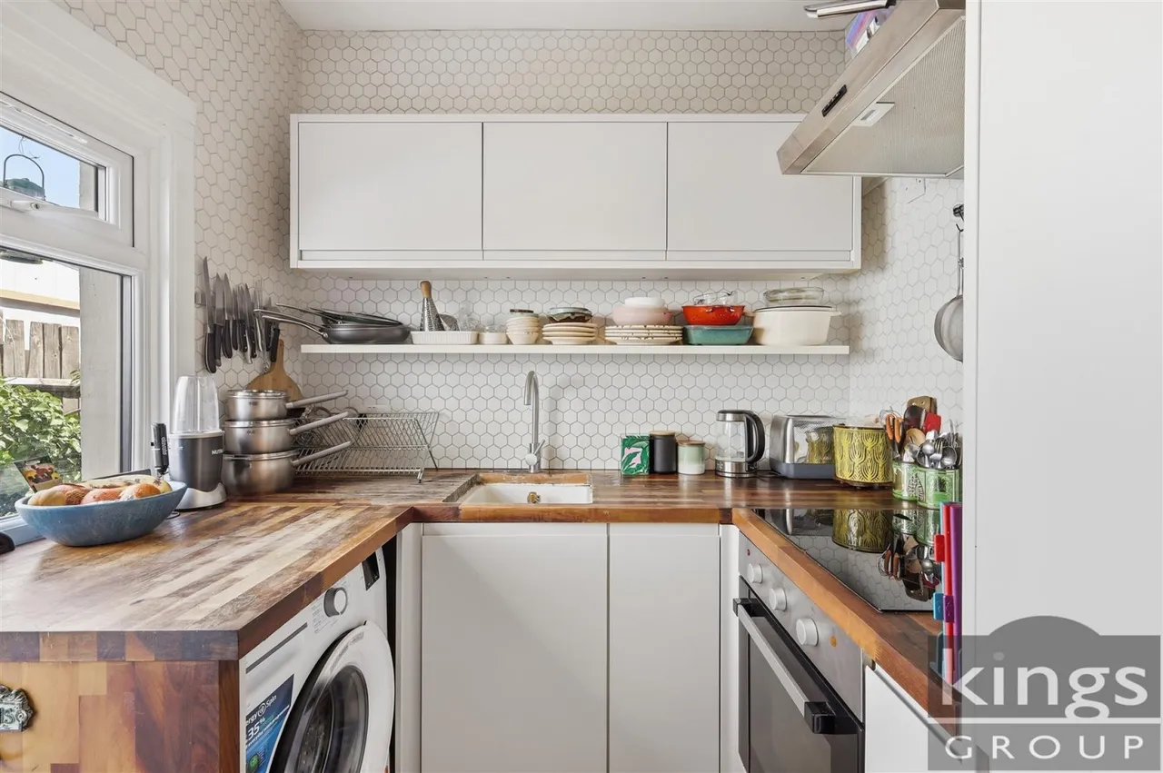Ordnance Road, Enfield, photo 8