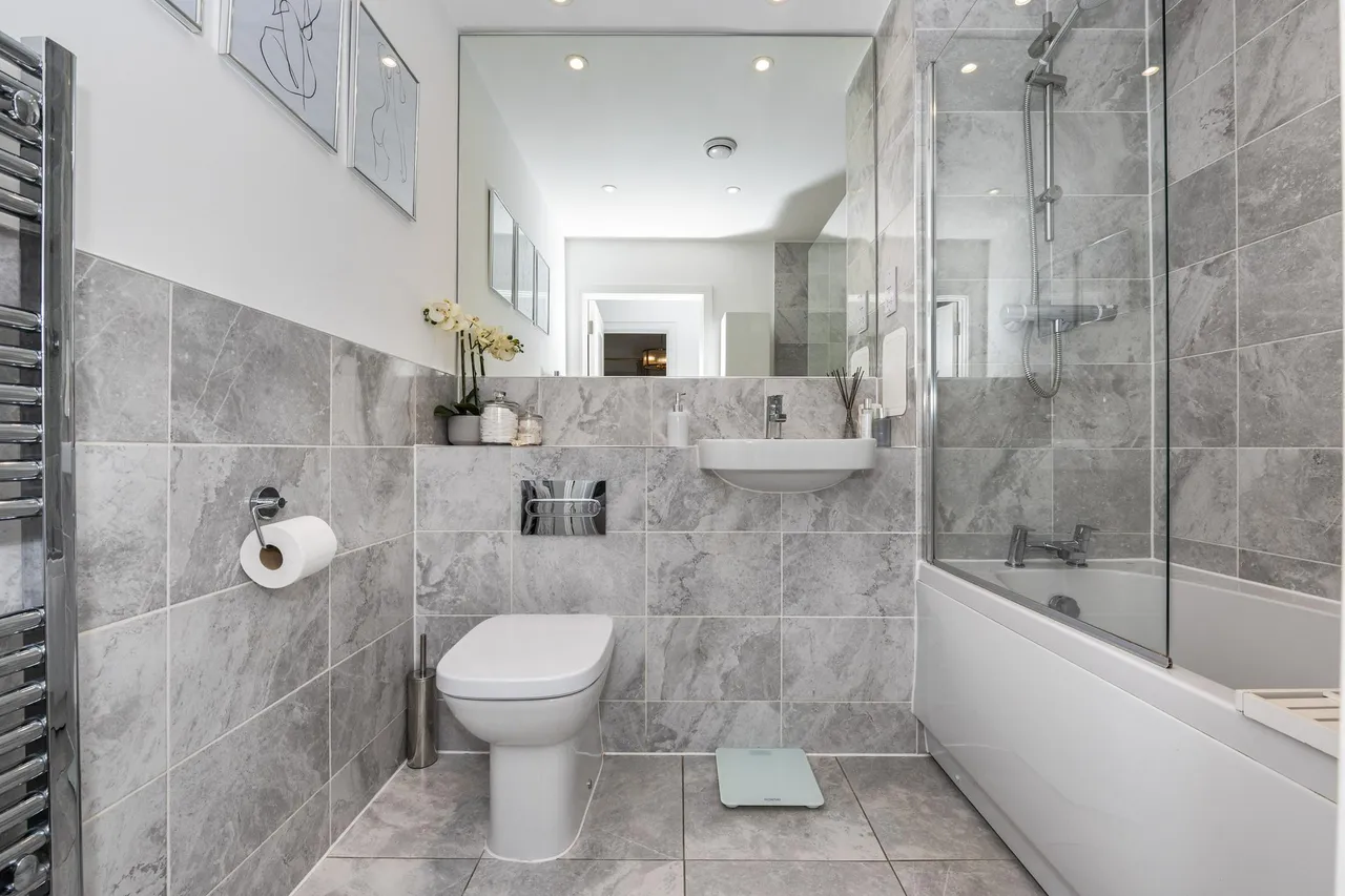 Bazley Close, Swanscombe, DA10, photo 12