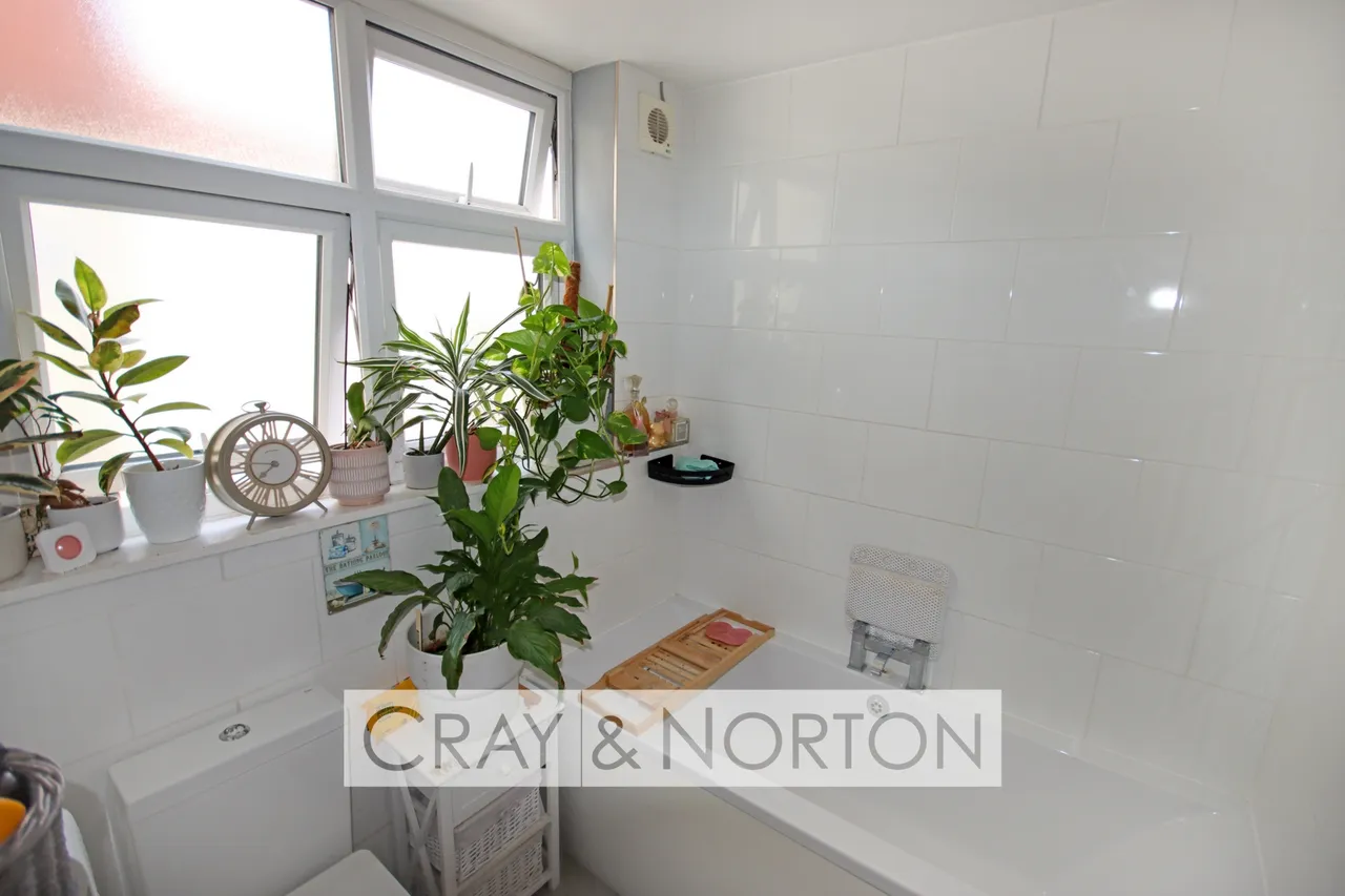 Enmore Road, South Norwood, SE25 5NQ, photo 9