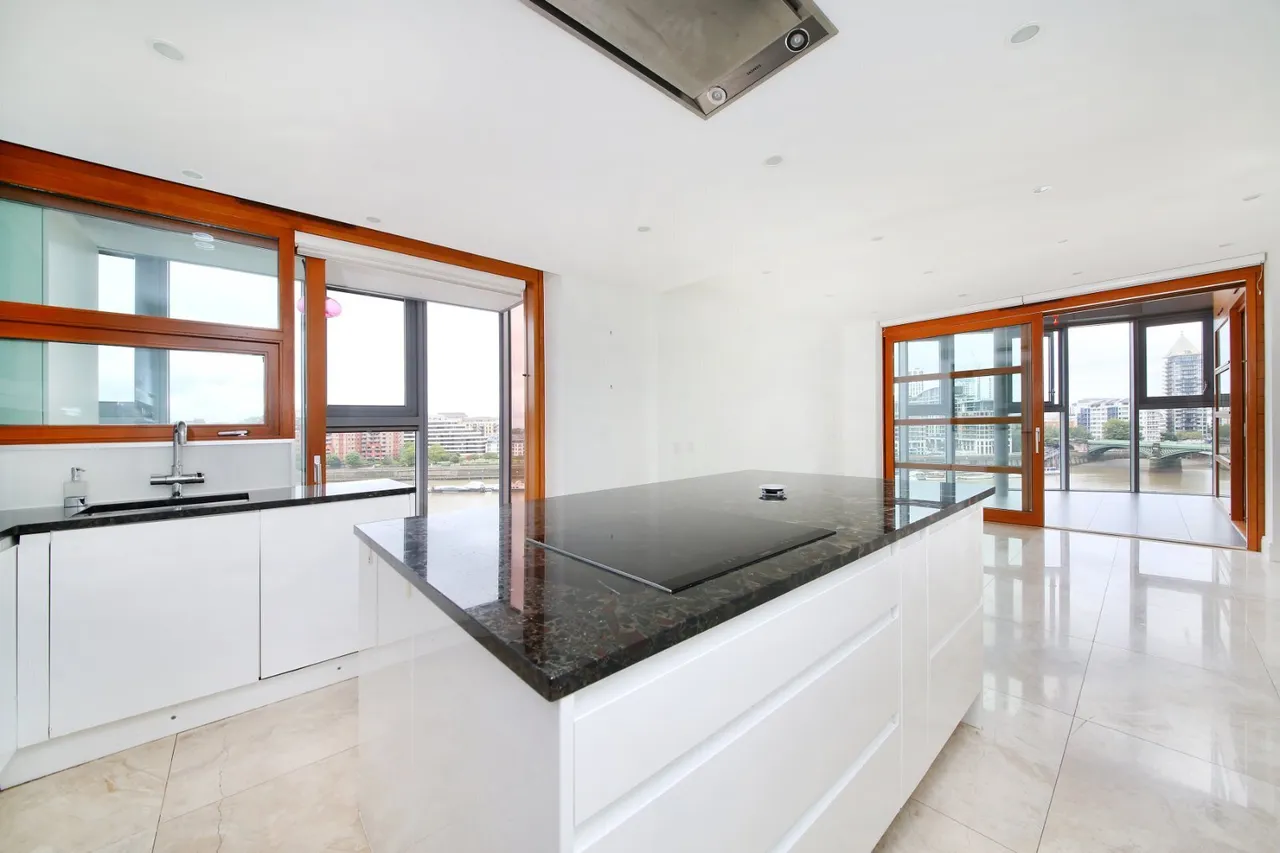 Lombard Road, Battersea, SW11, photo 4
