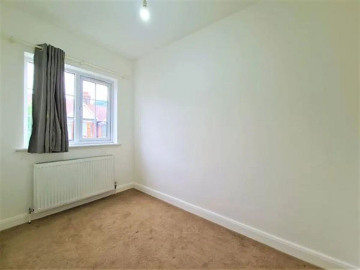 London, N12, photo 5