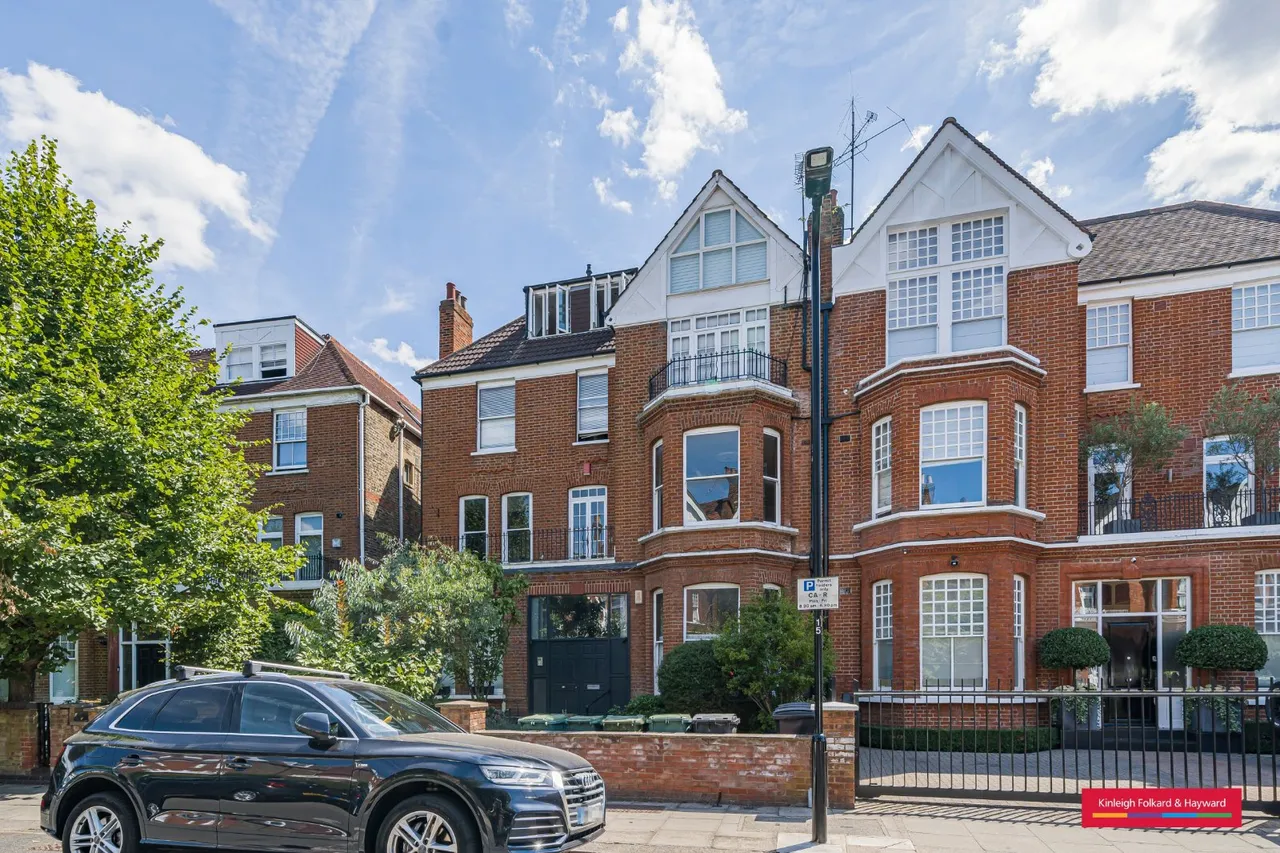 Compayne Gardens, London, NW6, photo 3
