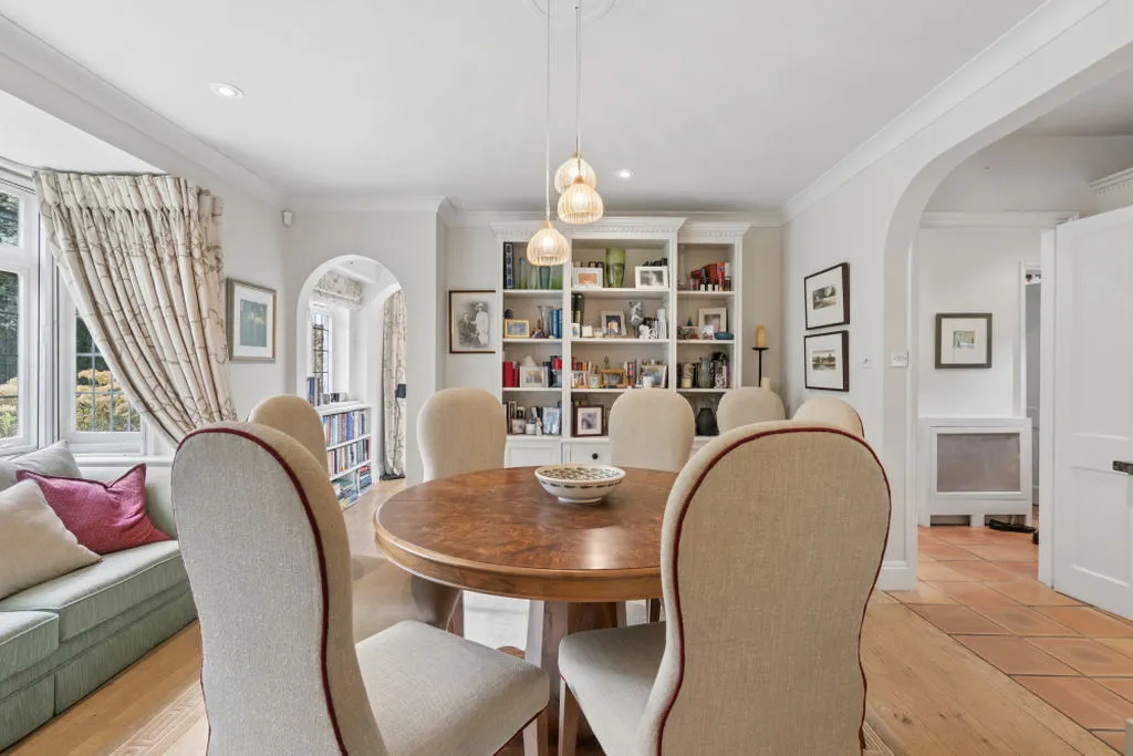 Kings Lane, Cookham Dean SL6 9AY, photo 6