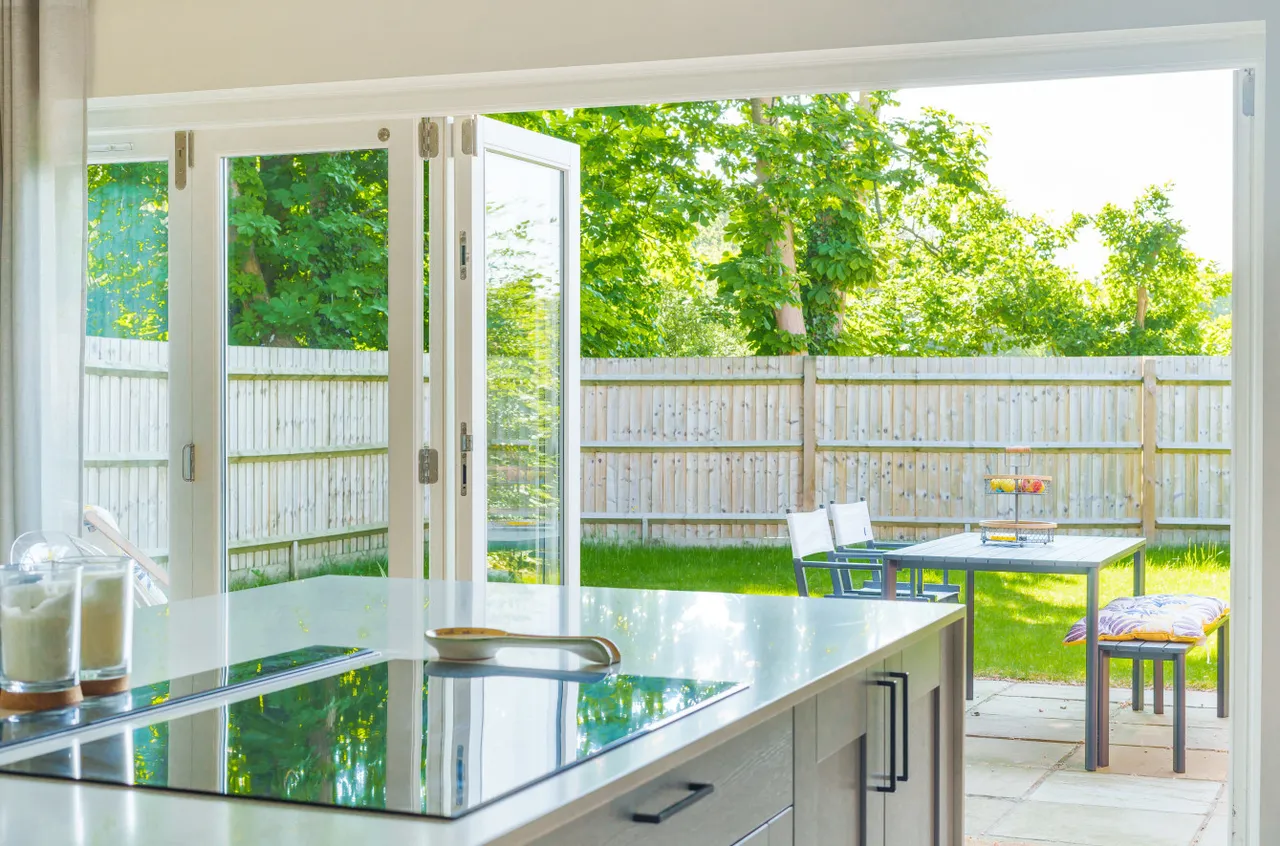 Flexlands Place, Chobham, GU24, photo 7