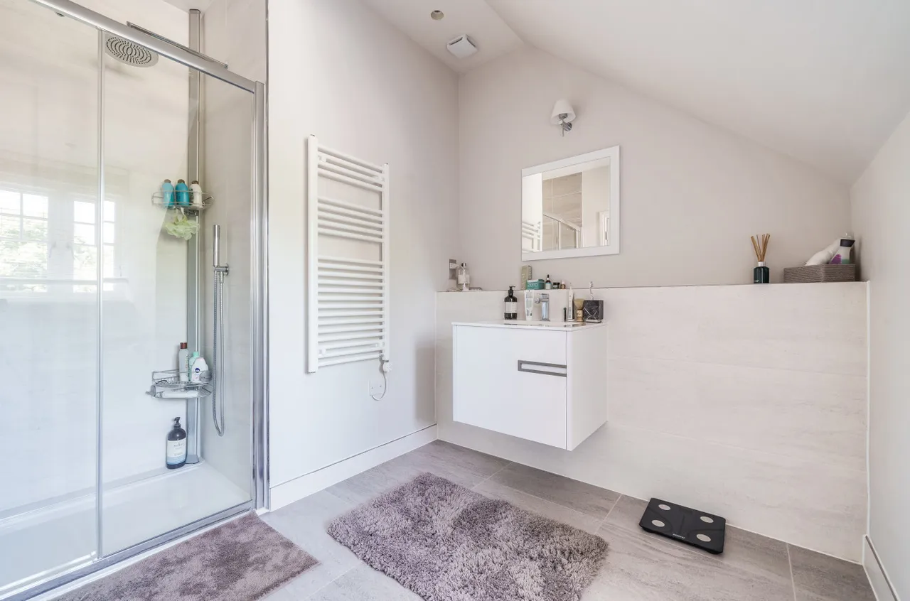 Flexlands Place, Chobham, GU24, photo 14