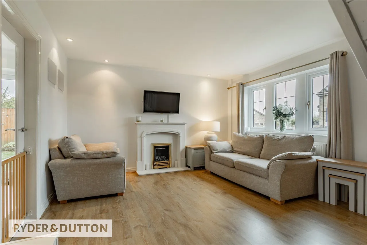 Highbury Way, Royton, OL2, photo 4