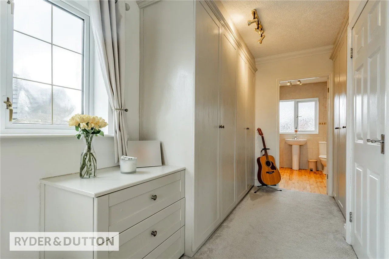 Highbury Way, Royton, OL2, photo 17
