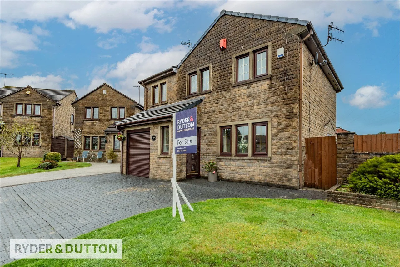 Highbury Way, Royton, OL2, photo 2