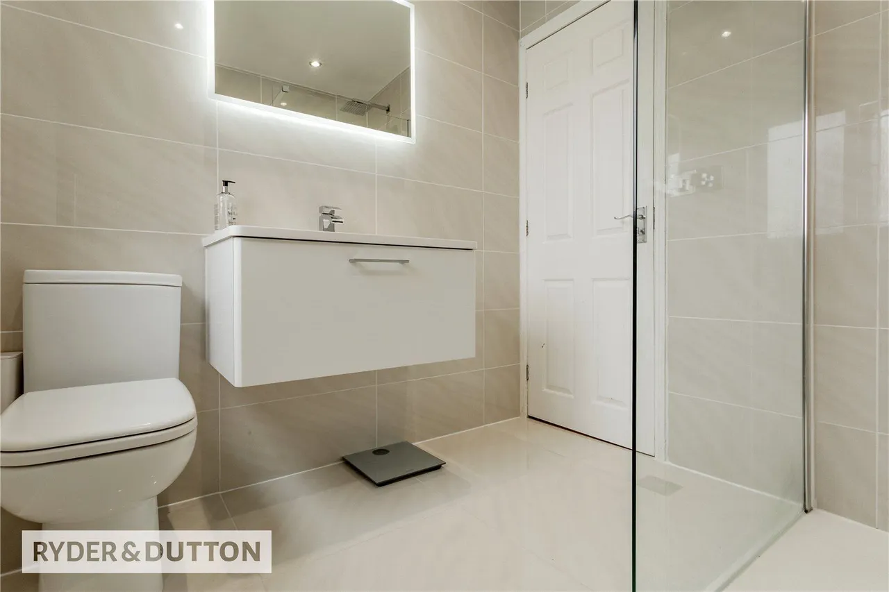 Highbury Way, Royton, OL2, photo 13