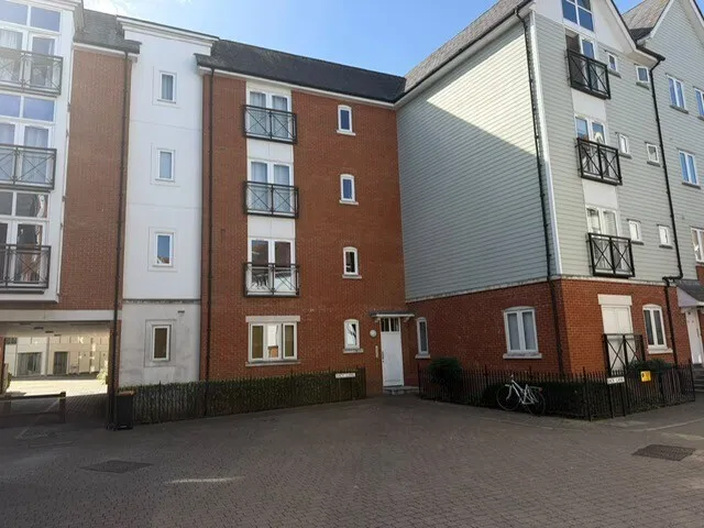 1 bed flat to rent, Back Lane, Canterbury, CT1