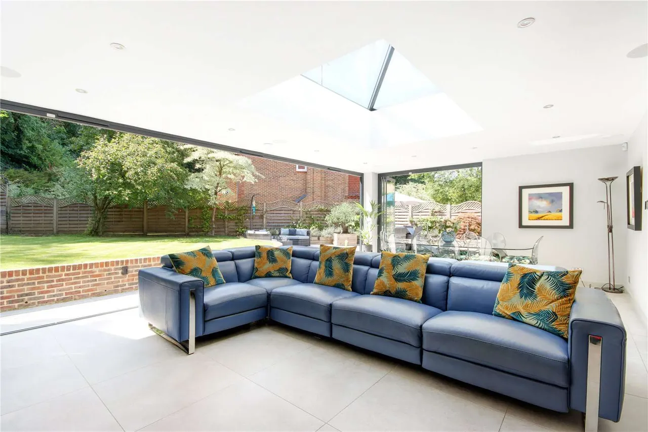 Nutfields, Ightham, Sevenoaks, Kent, TN15 9EA, photo 6