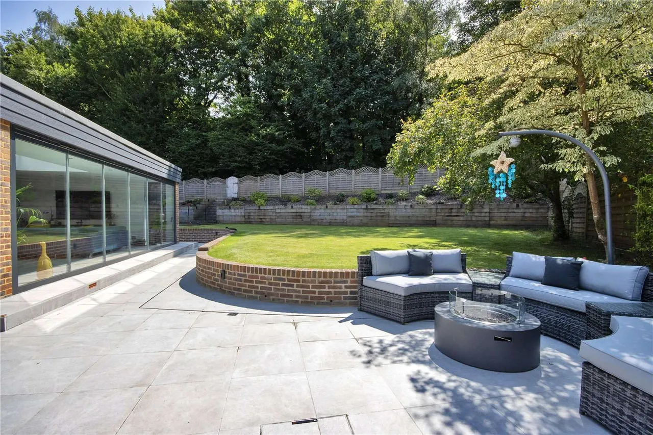 Nutfields, Ightham, Sevenoaks, Kent, TN15 9EA, photo 11