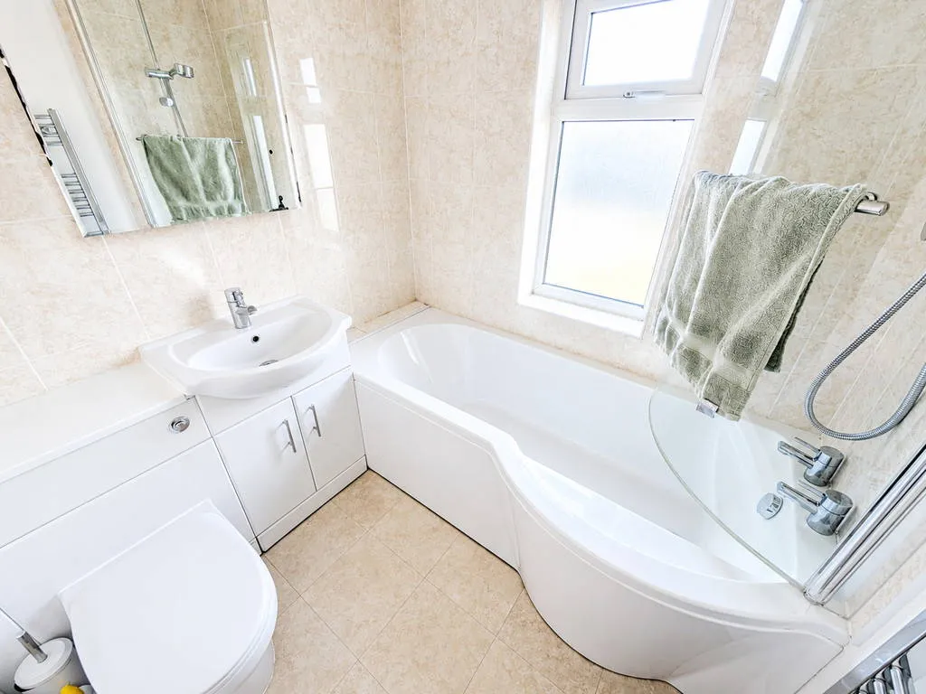 Slade Road, Rugby, CV21 3AD, photo 11
