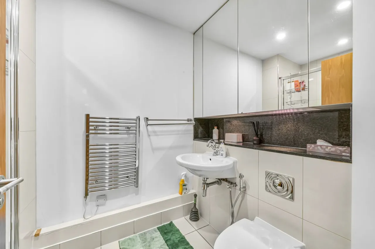 Juniper Drive, London, SW18, photo 9