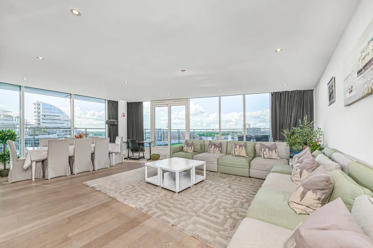 Juniper Drive, London, SW18, photo 19