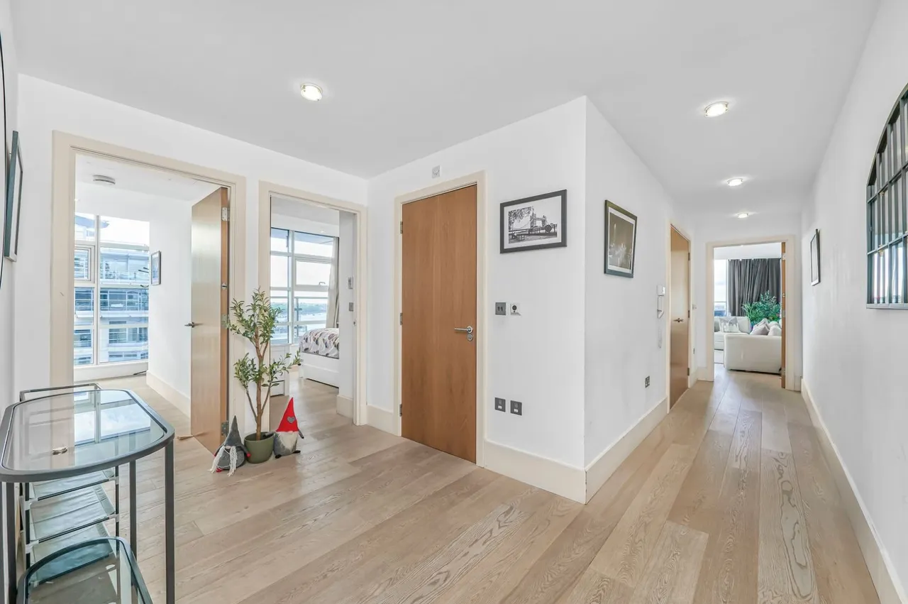 Juniper Drive, London, SW18, photo 17
