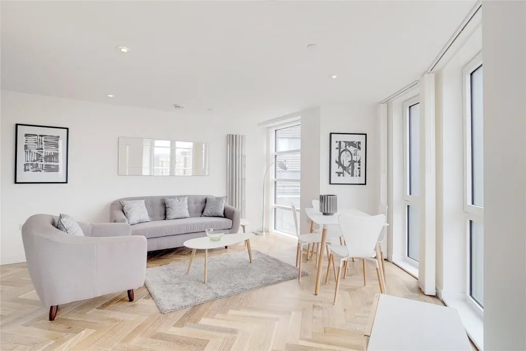 2 bed house to rent — Eagle Point, City Road, London EC1V