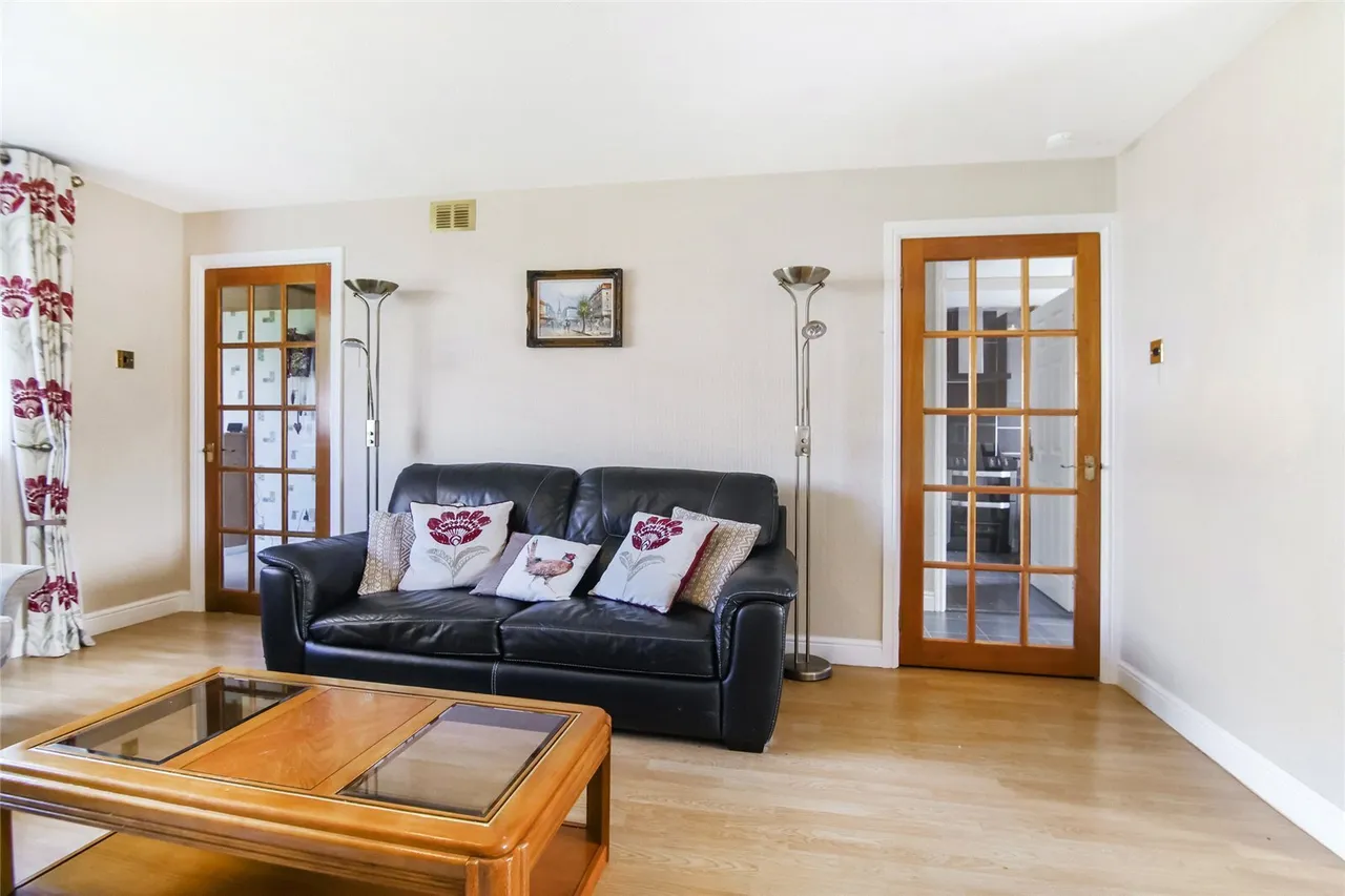 Mount Cameron Drive North, St Leonards, East Kilbride, South Lanarkshire, G74, photo 9