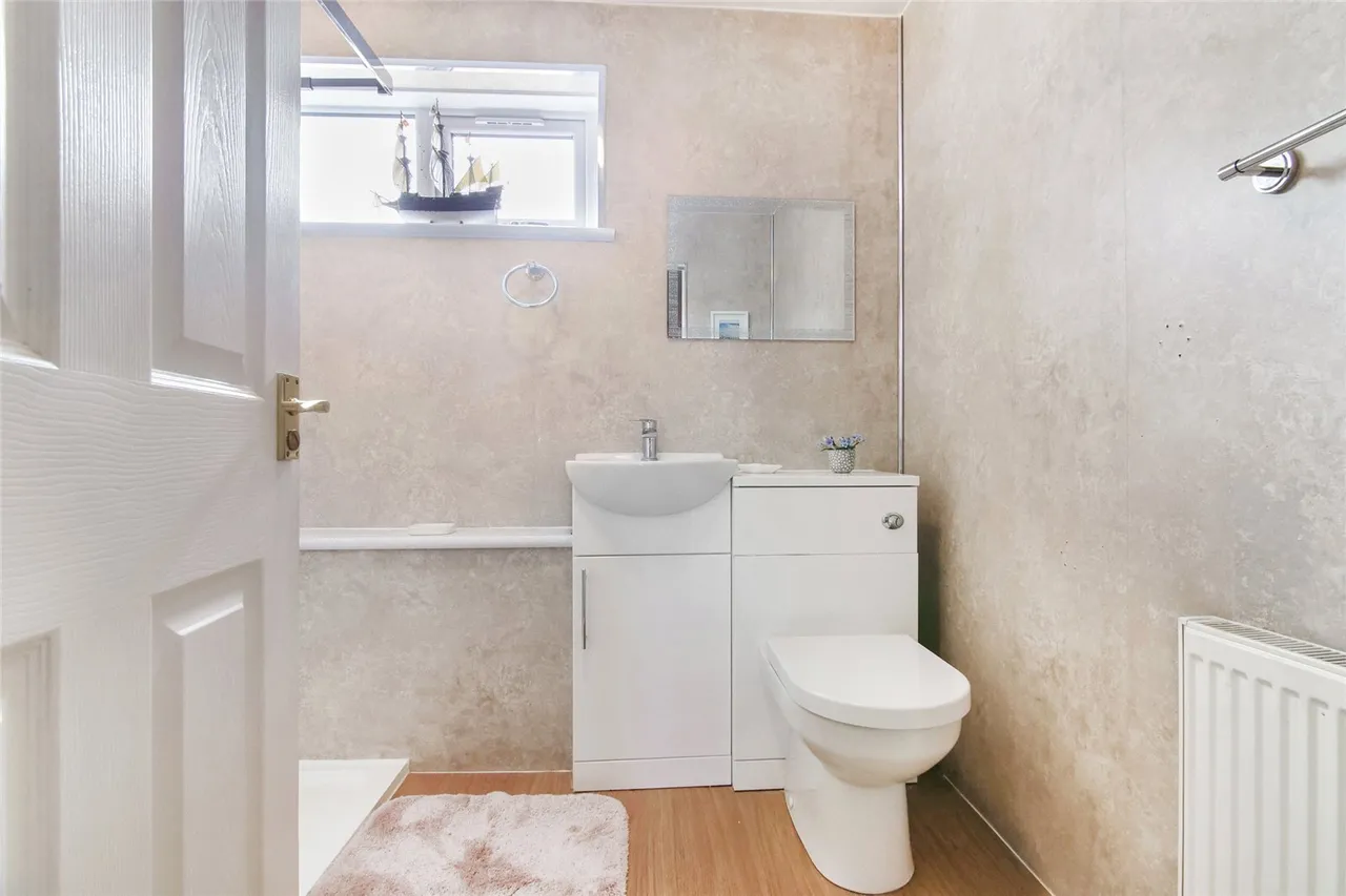 Mount Cameron Drive North, St Leonards, East Kilbride, South Lanarkshire, G74, photo 13
