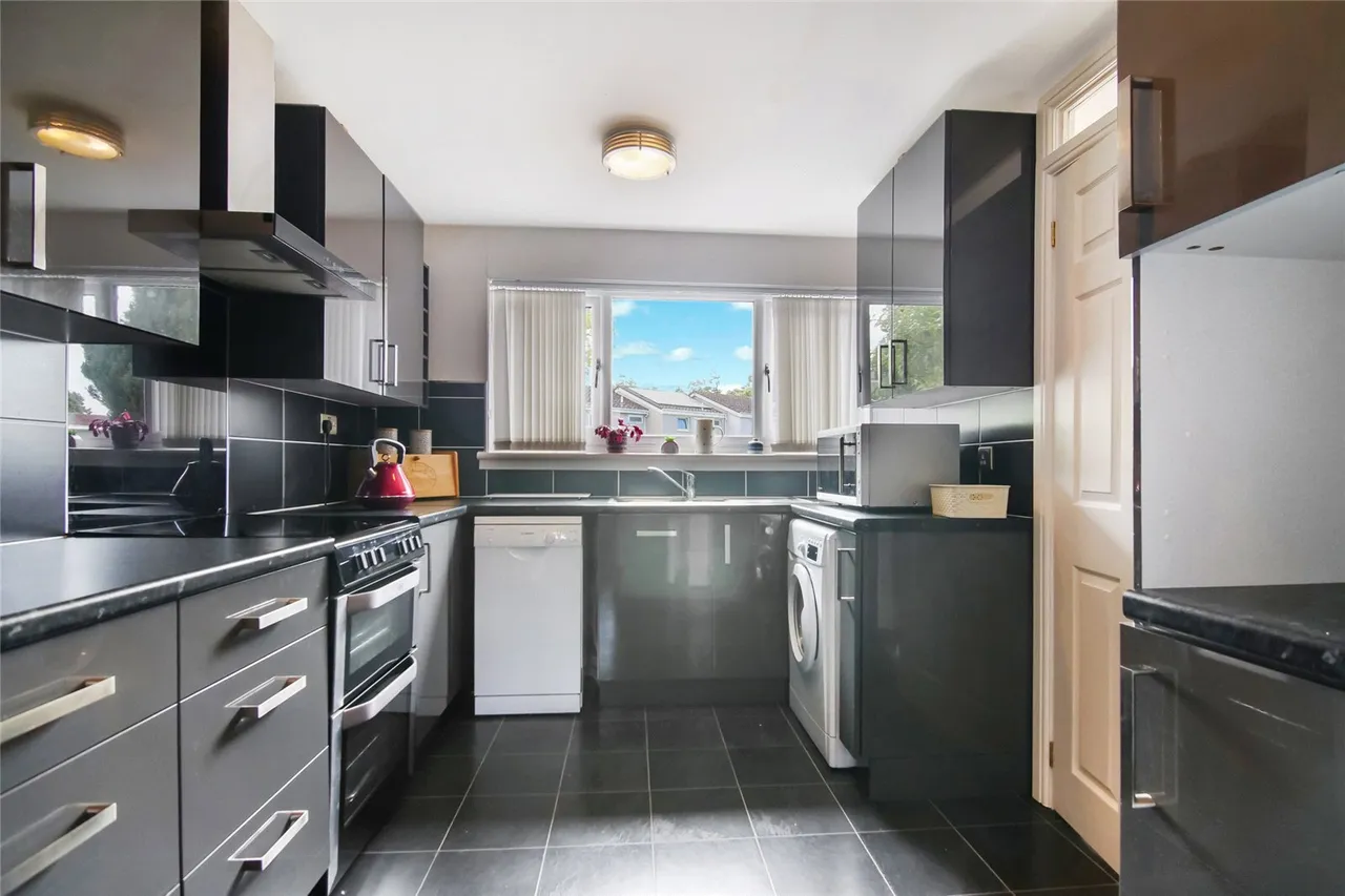 Mount Cameron Drive North, St Leonards, East Kilbride, South Lanarkshire, G74, photo 10