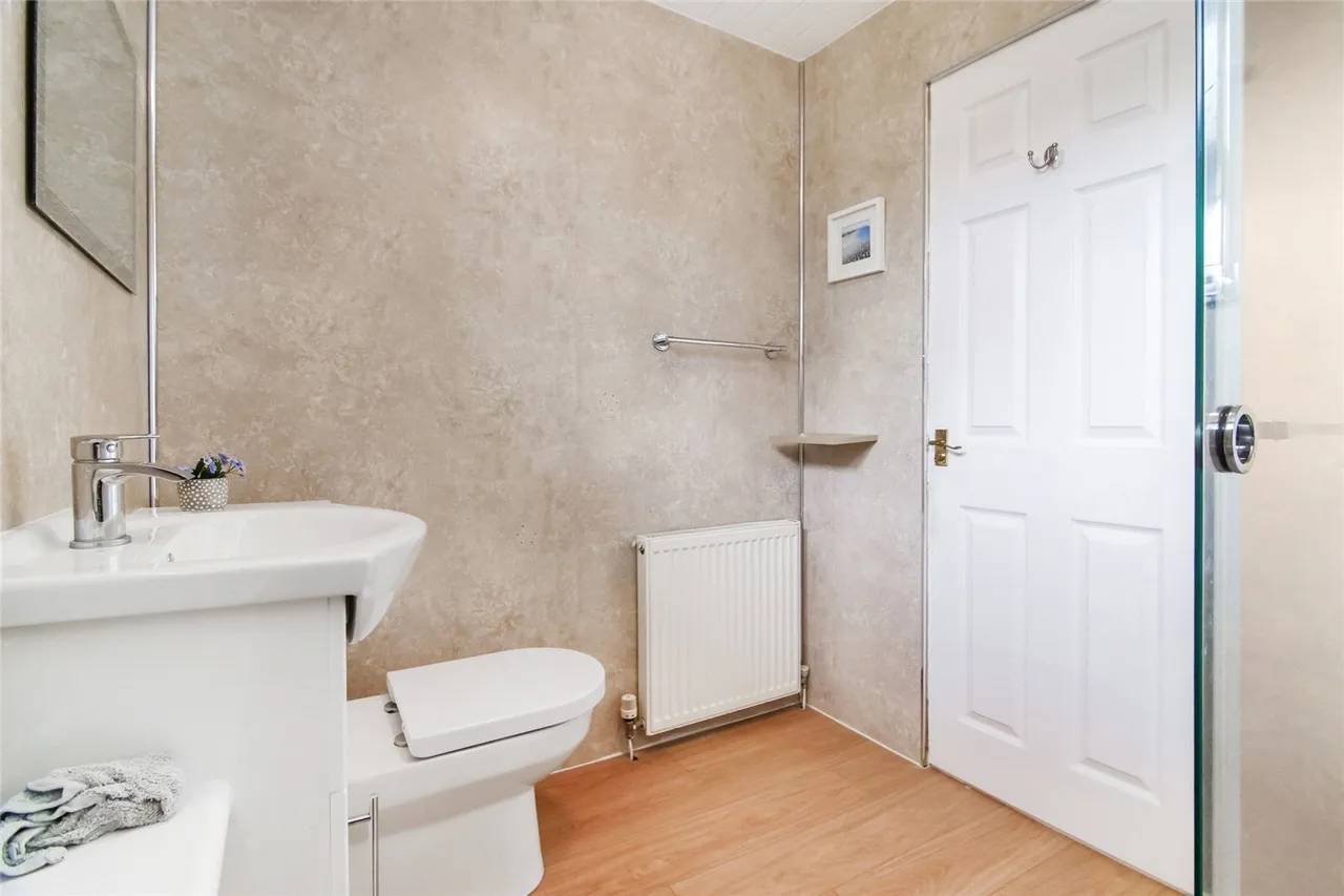 Mount Cameron Drive North, St Leonards, East Kilbride, South Lanarkshire, G74, photo 15