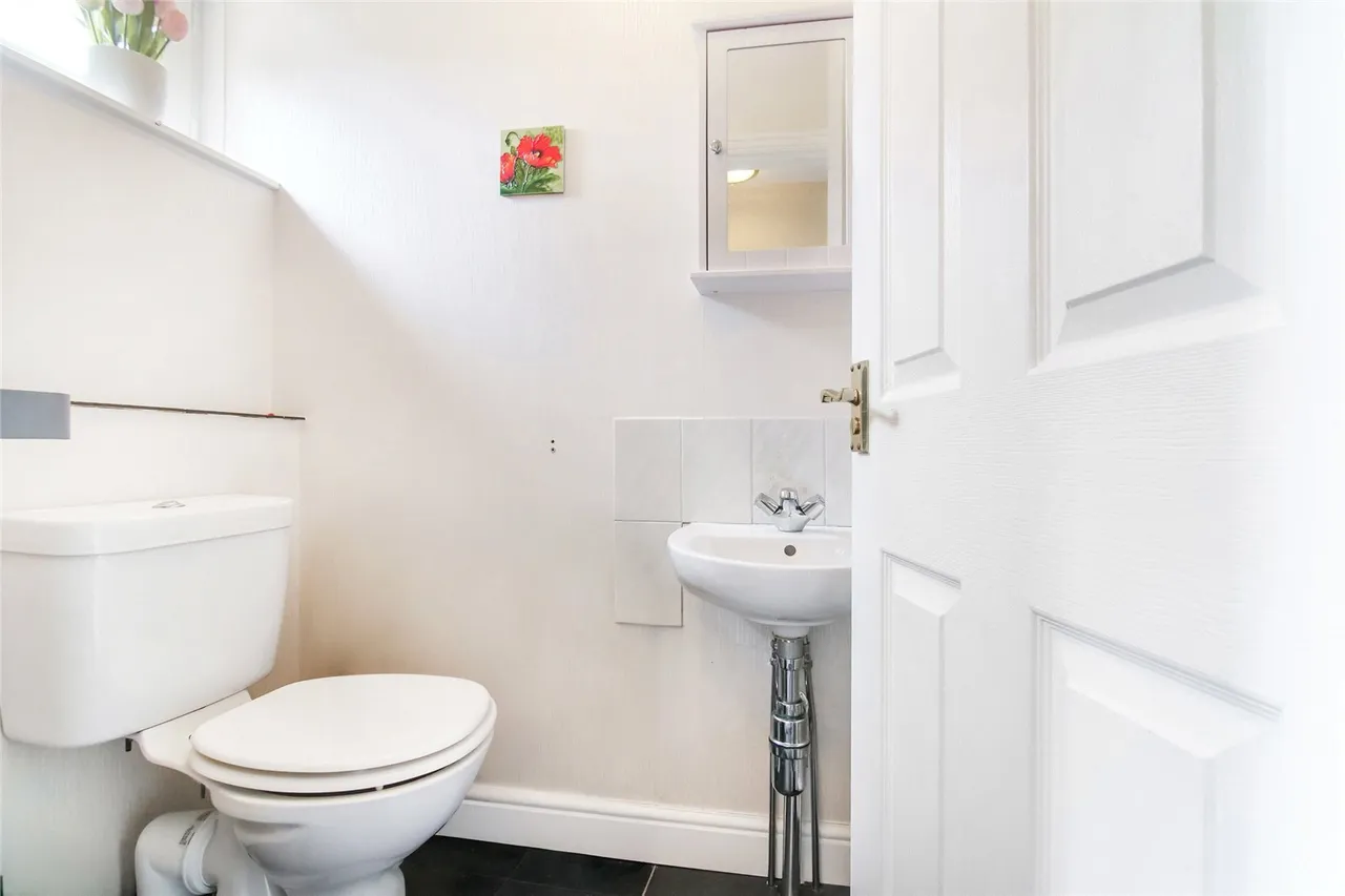 Mount Cameron Drive North, St Leonards, East Kilbride, South Lanarkshire, G74, photo 17