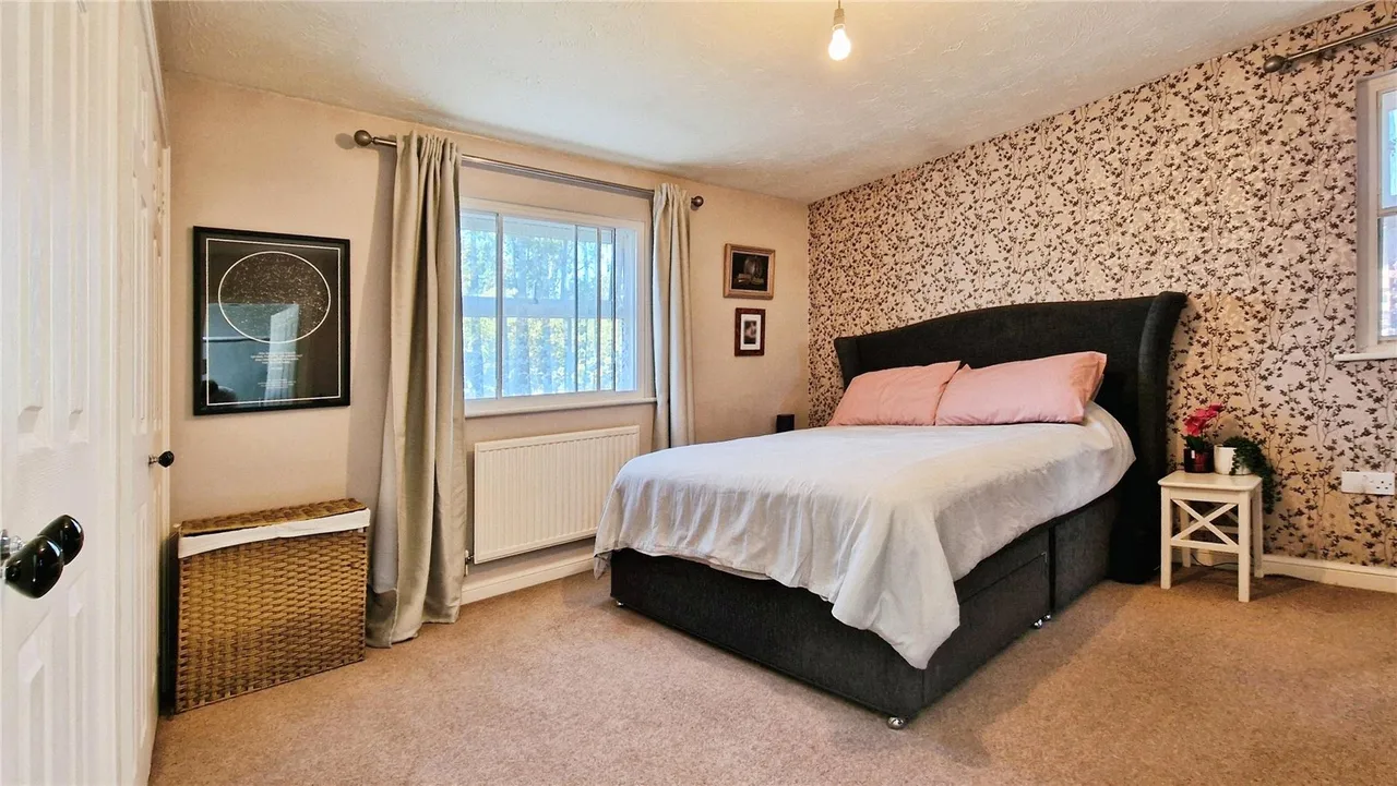Dunford Place, Binfield, Bracknell, Berkshire, RG42 4UJ, photo 18