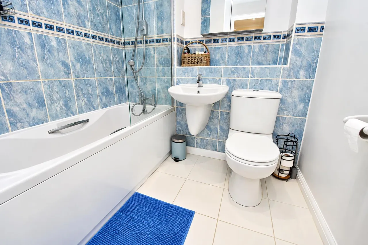 Malkin Drive, Church Langley, CM17, photo 11
