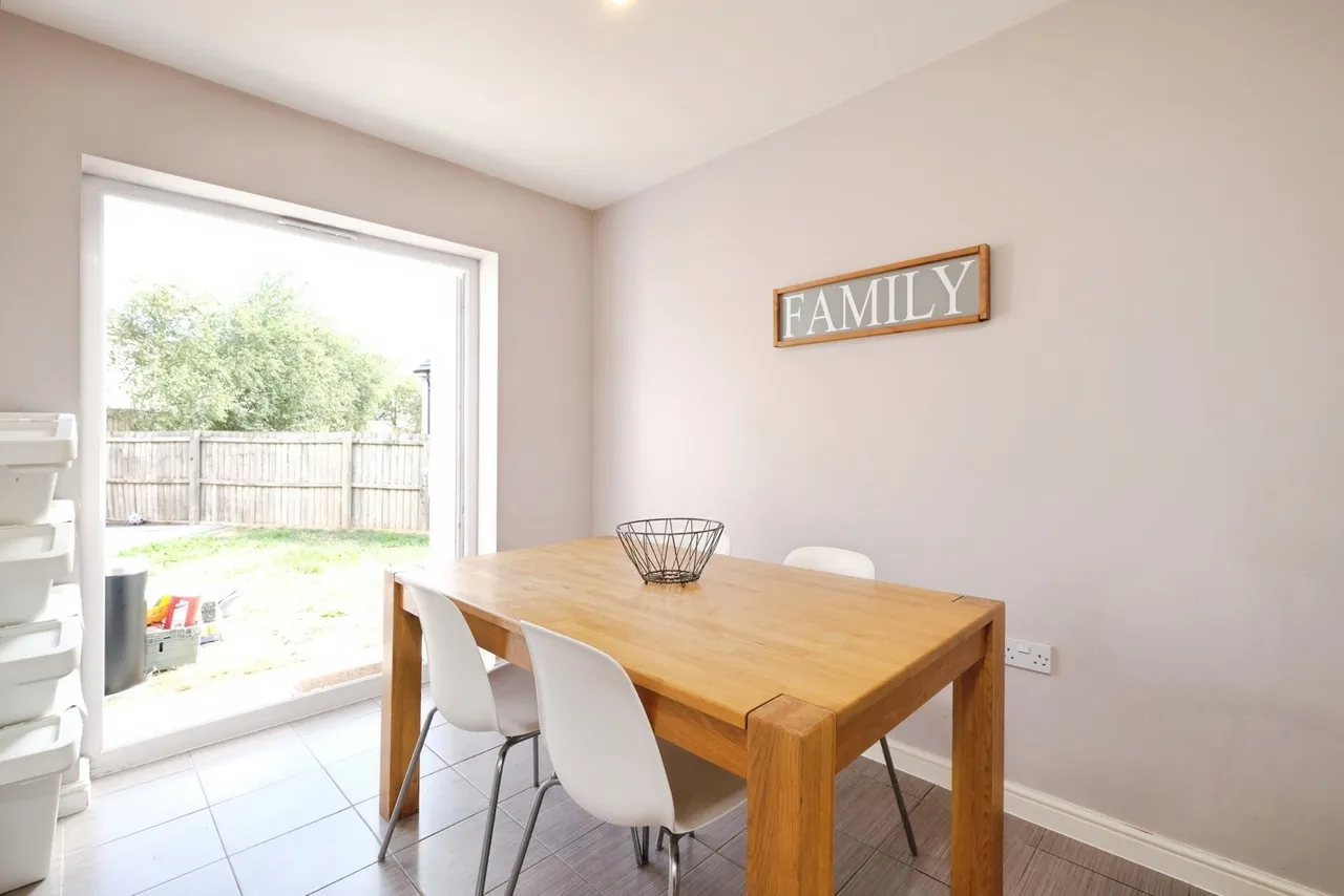 Wentworth Close, Hubberston, SA73, photo 8