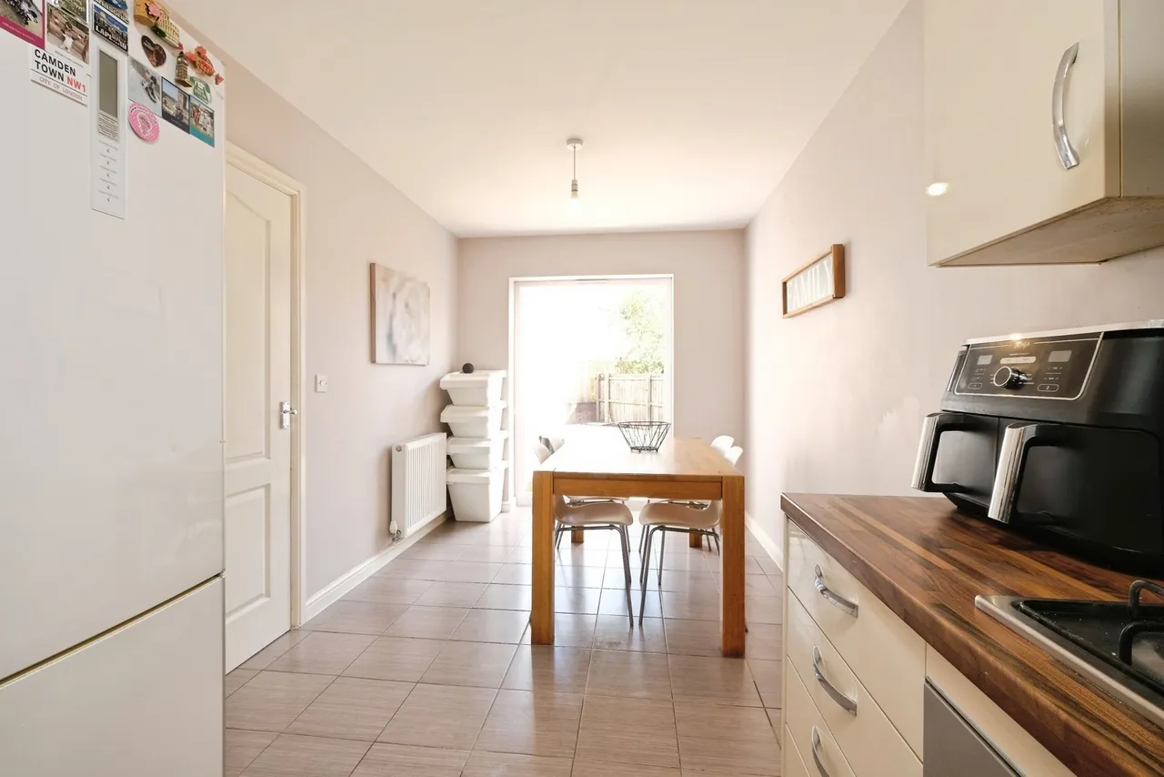 Wentworth Close, Hubberston, SA73, photo 7