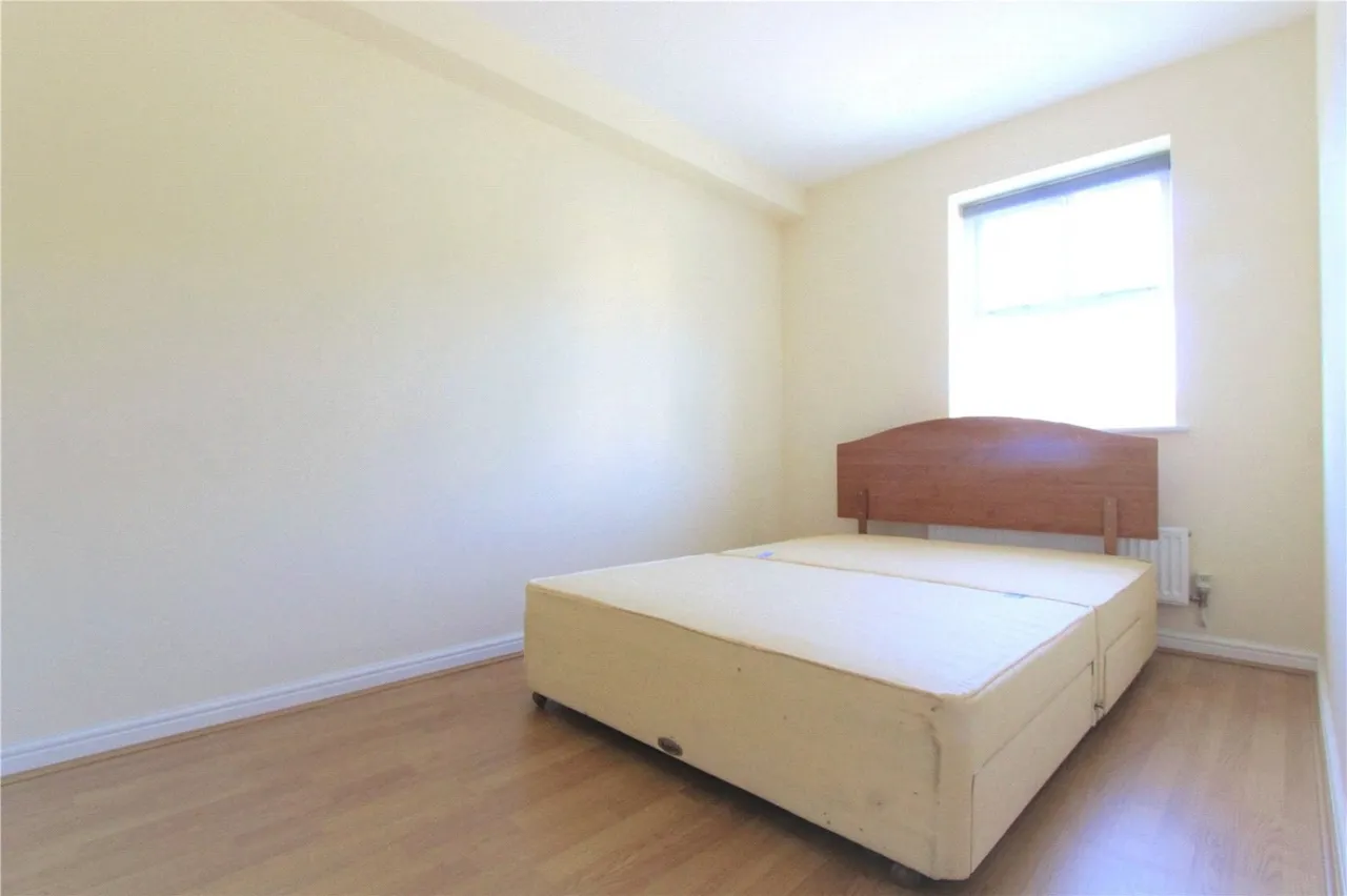 Chamberlayne Avenue, Wembley, HA9, photo 8