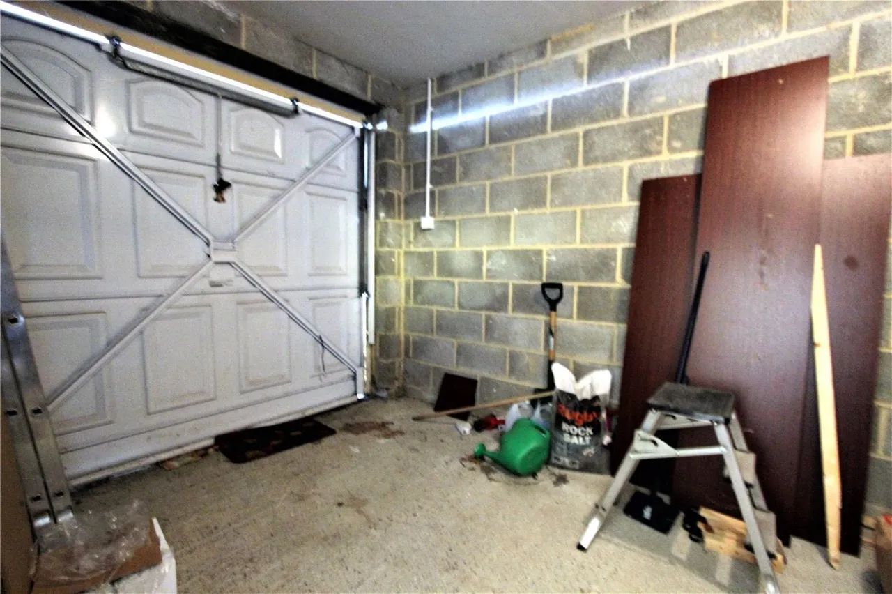 Chamberlayne Avenue, Wembley, HA9, photo 19