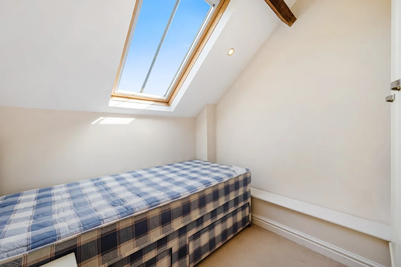 Manor Street, Otley, LS21, photo 11