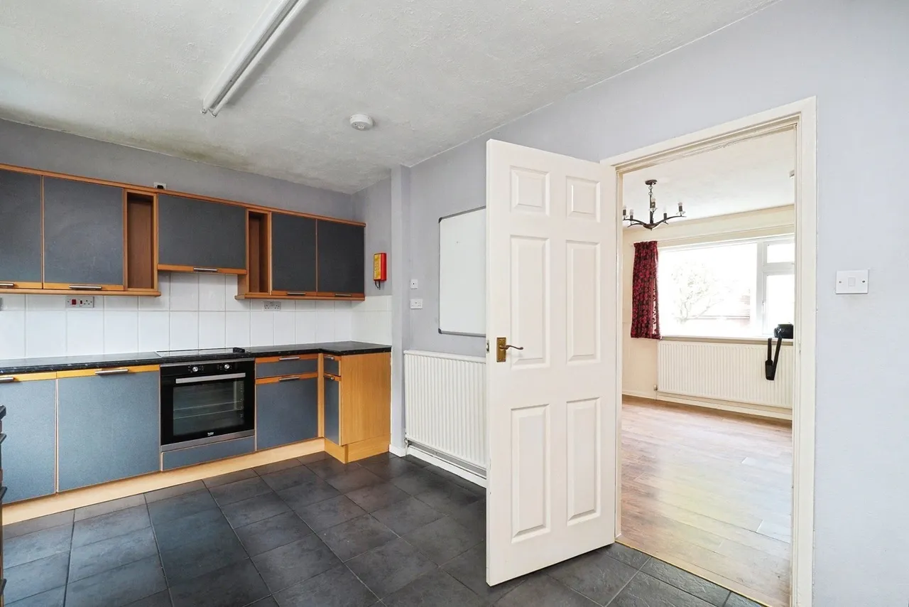 Anderson Crescent, Beeston, Nottingham, Nottinghamshire, NG9, photo 3
