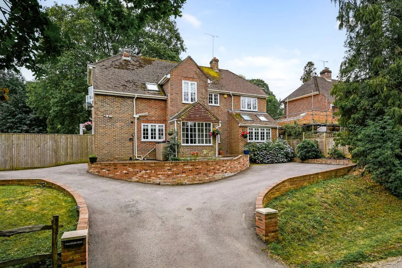 4 bed house for sale — Swain Road, Tenterden, Kent, TN30 6PJ