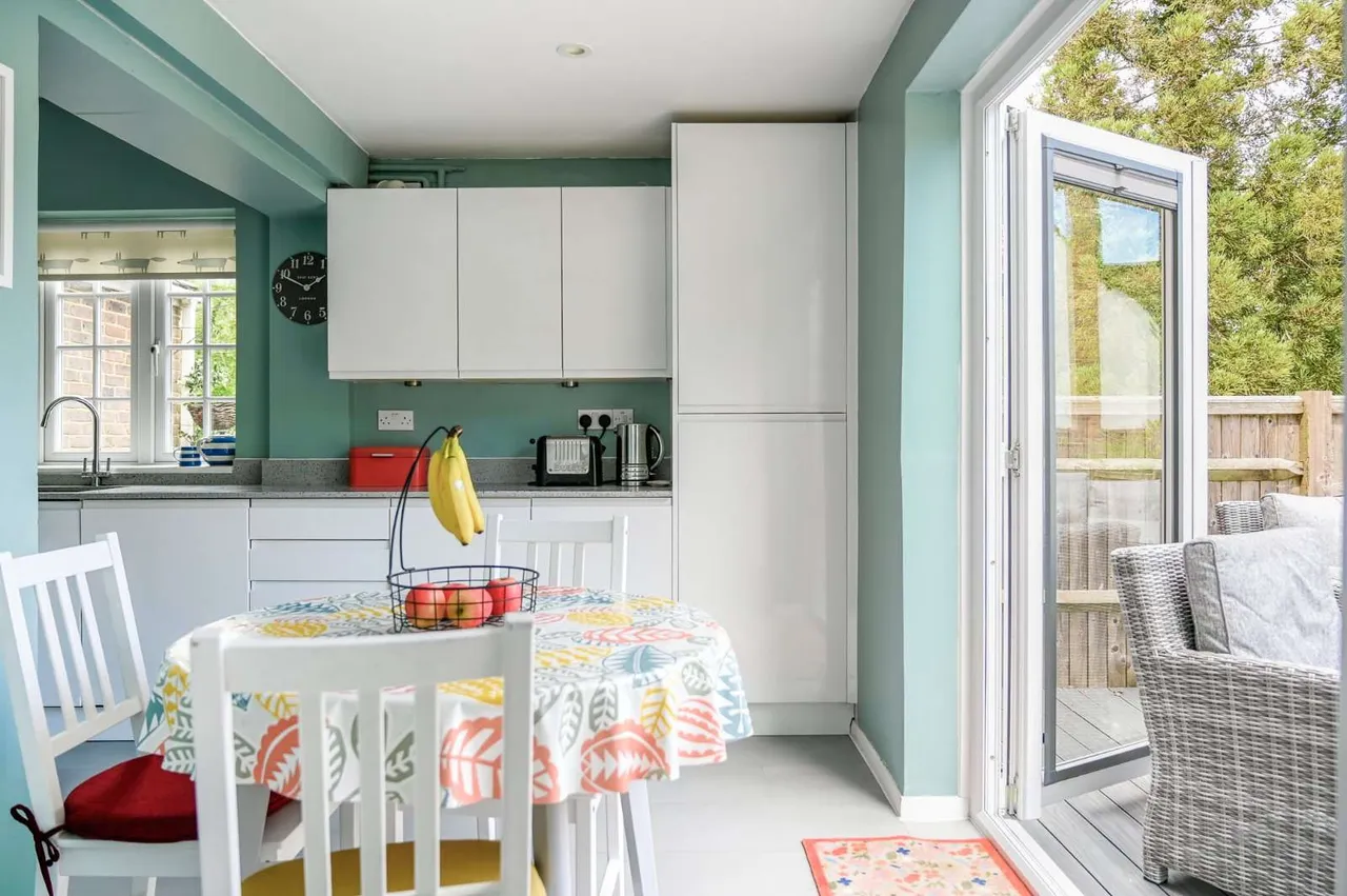 Swain Road, Tenterden, Kent, TN30 6PJ, photo 4
