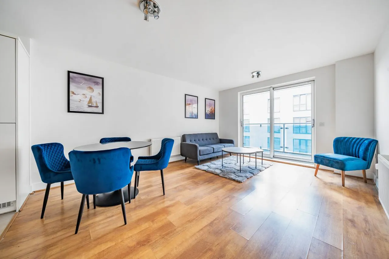 2 bed flat for sale, Glenthorne Road, Hammersmith, W6