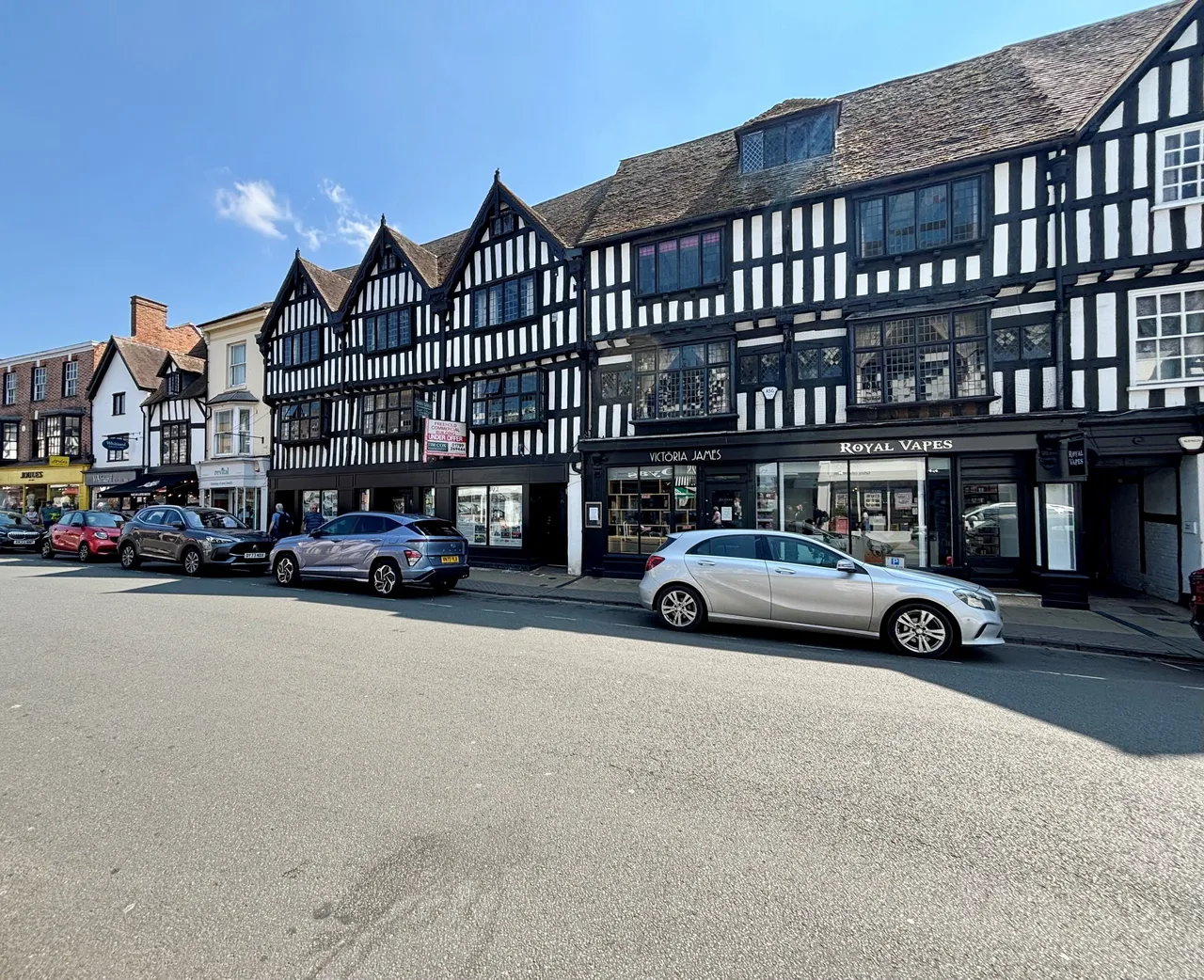 1 bed flat to rent, High Street, Stratford-Upon-Avon, CV37