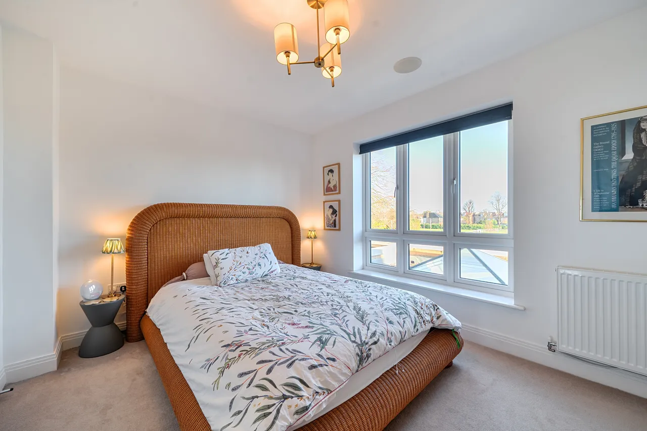 Orchard Farm Avenue, East Molesey, KT8, photo 7