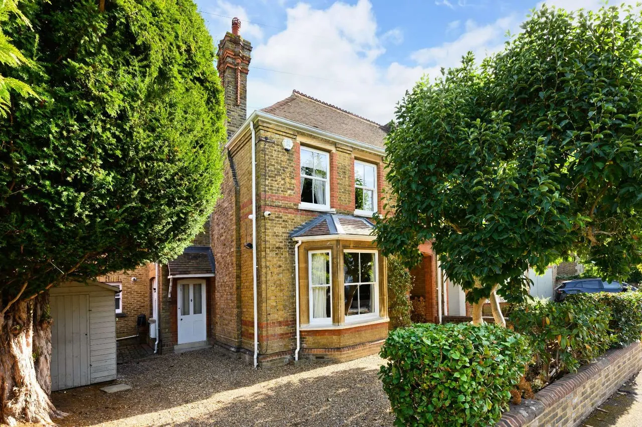 Kent Road, East Molesey, KT8, photo 20