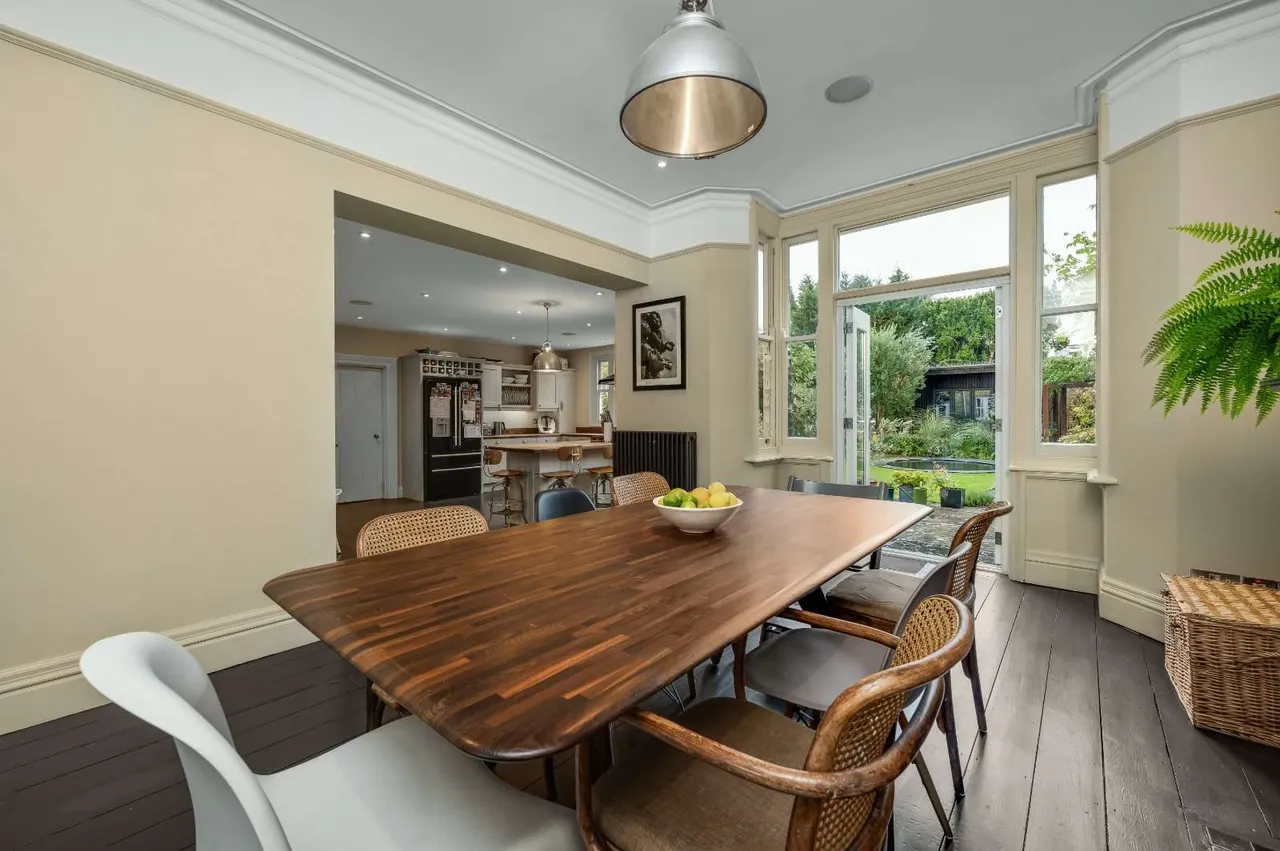 Kent Road, East Molesey, KT8, photo 4