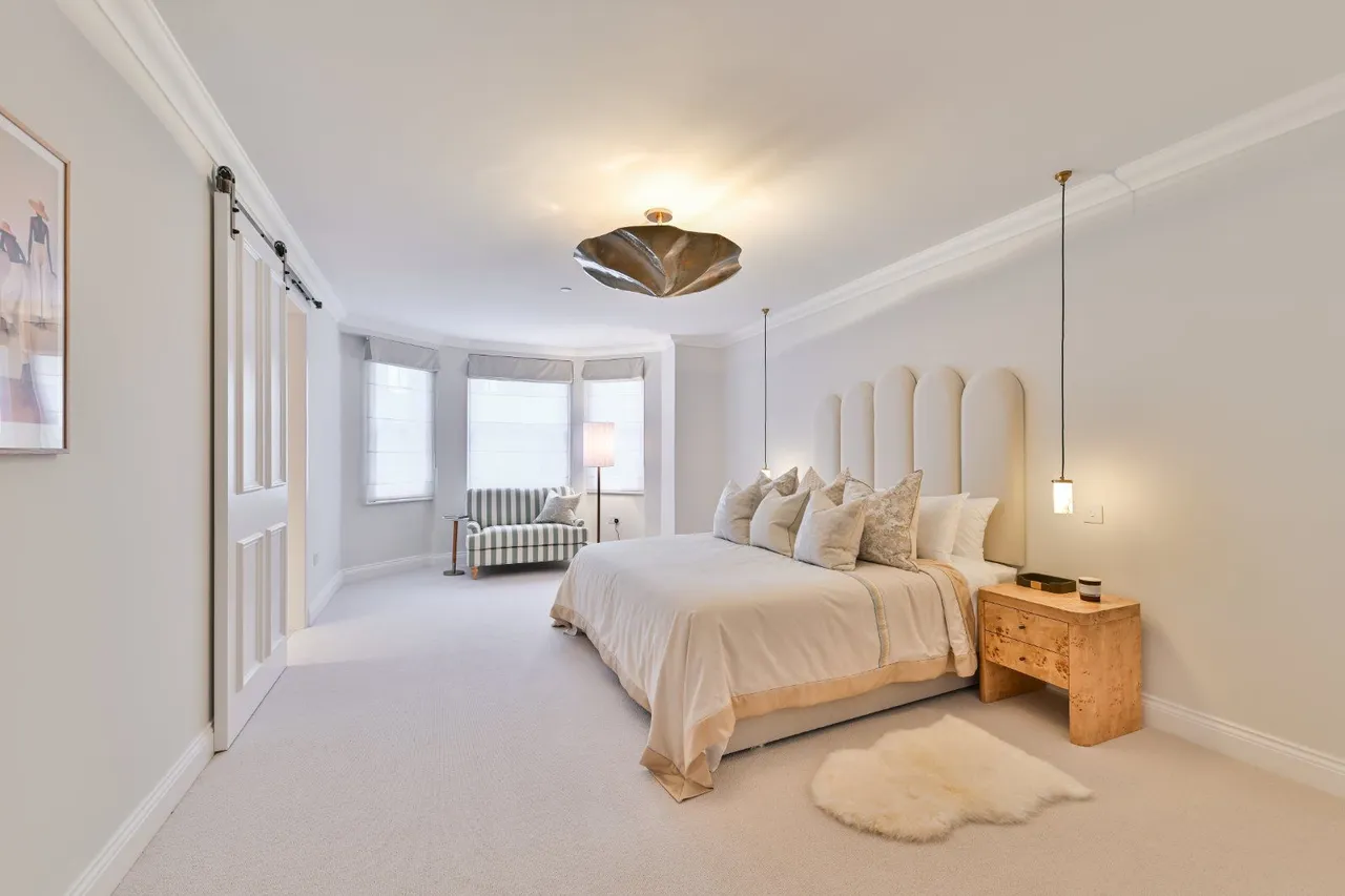 Roland Gardens, Chelsea, South Kensington, London, SW7 3PL, photo 11