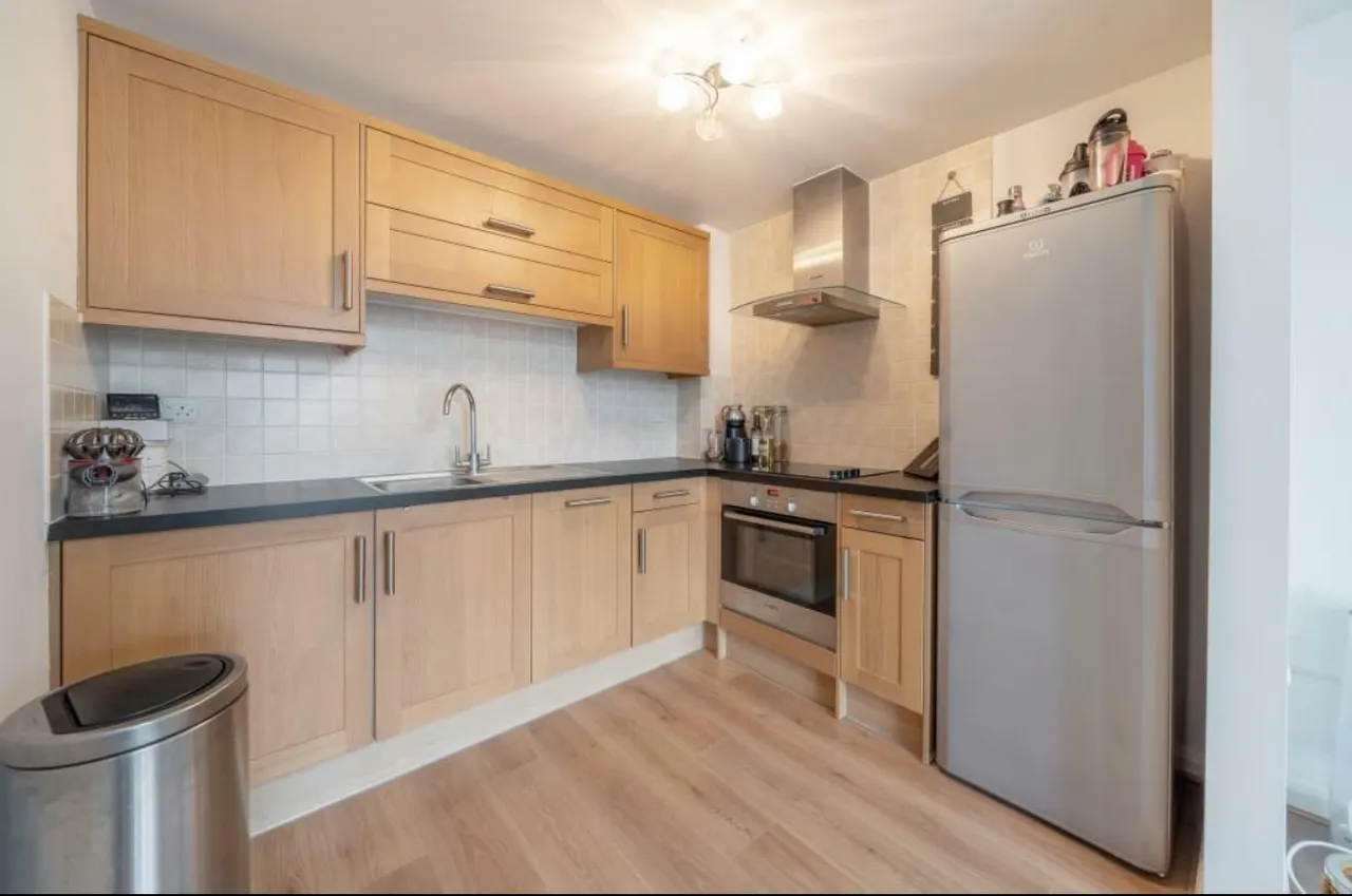 Wexham Road, Slough, SL1, photo 5