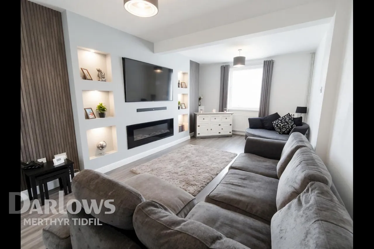 Woodland Place, Merthyr Tydfil, photo 2