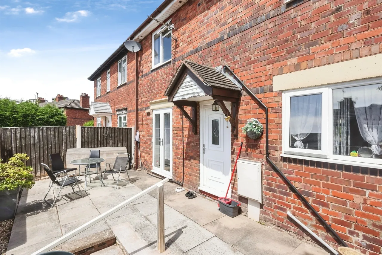 Corbett Road, Brierley Hill, DY5, photo 17