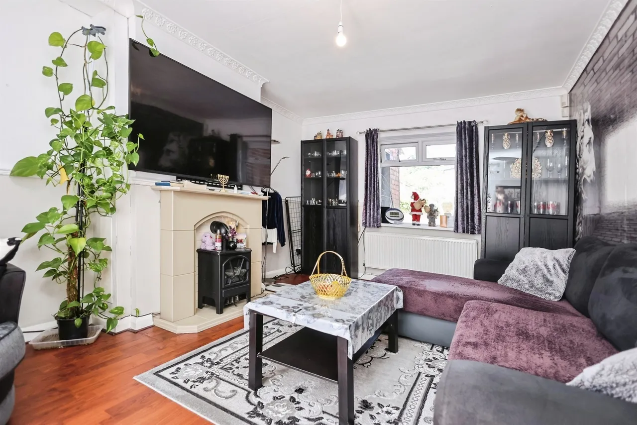 Corbett Road, Brierley Hill, DY5, photo 3