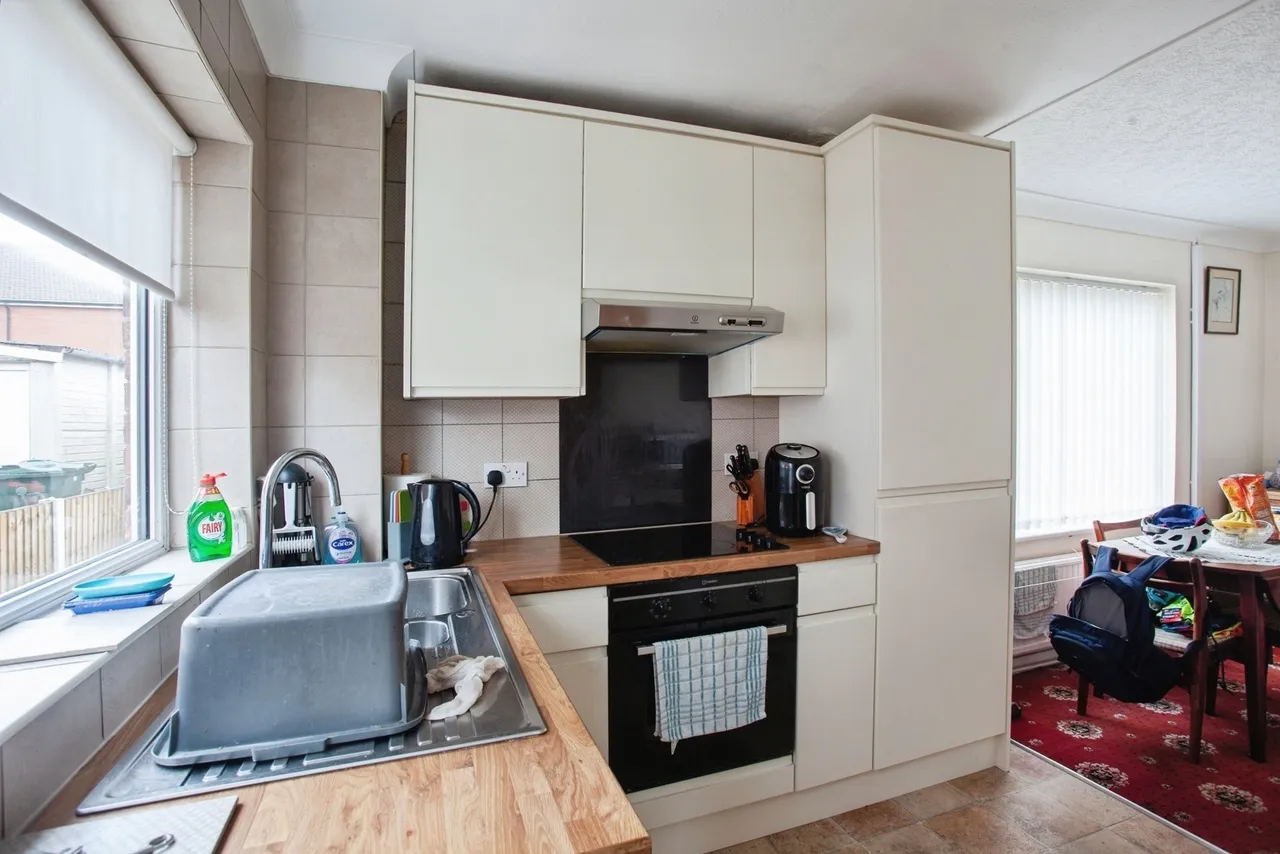 Bretby Close, Doncaster, South Yorkshire, DN4, photo 3