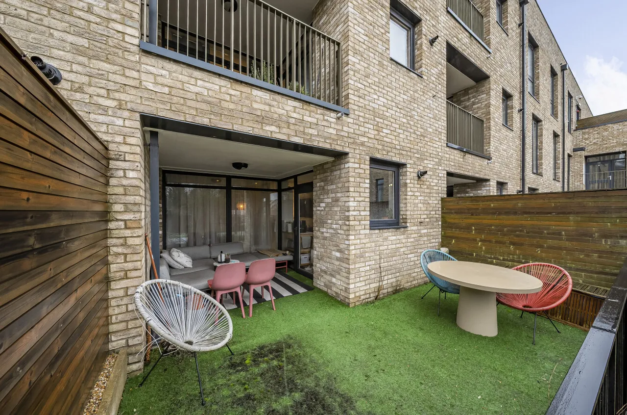 Dollis Valley Drive, Barnet, EN5 2FW, photo 14