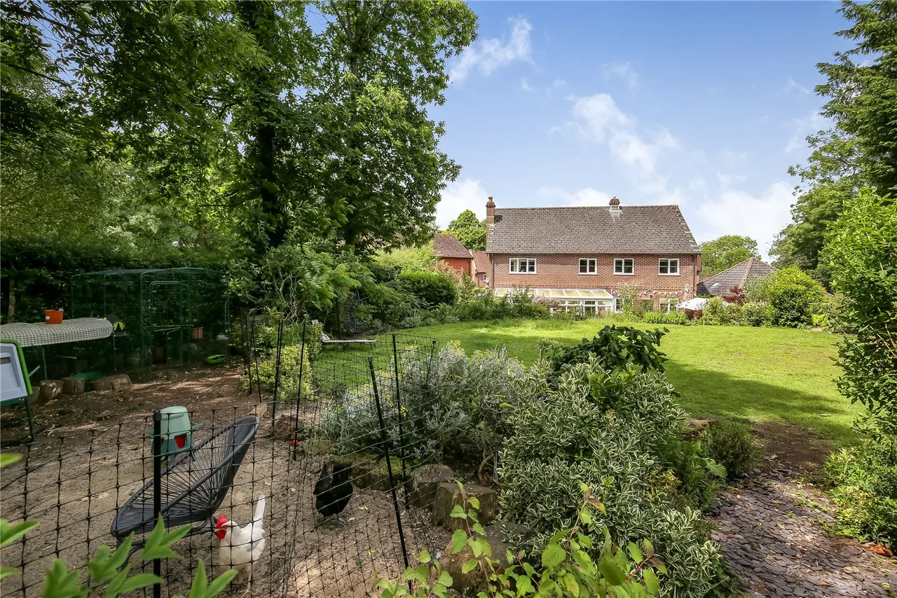 Silver Wood, Alderbury, Salisbury, Wiltshire, SP5 3TN, photo 27